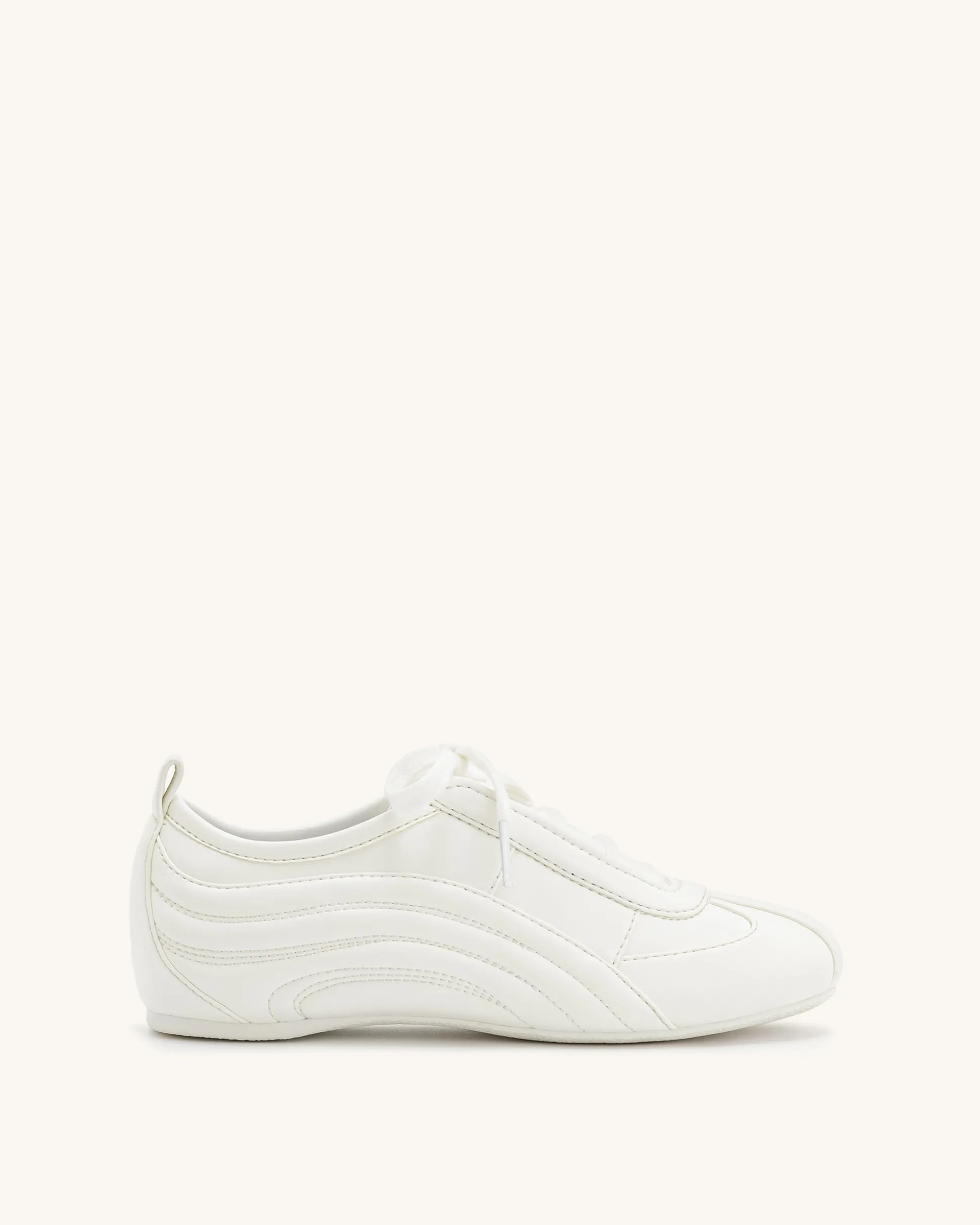 Ferne Streamlined Lustrous Sneakers - White