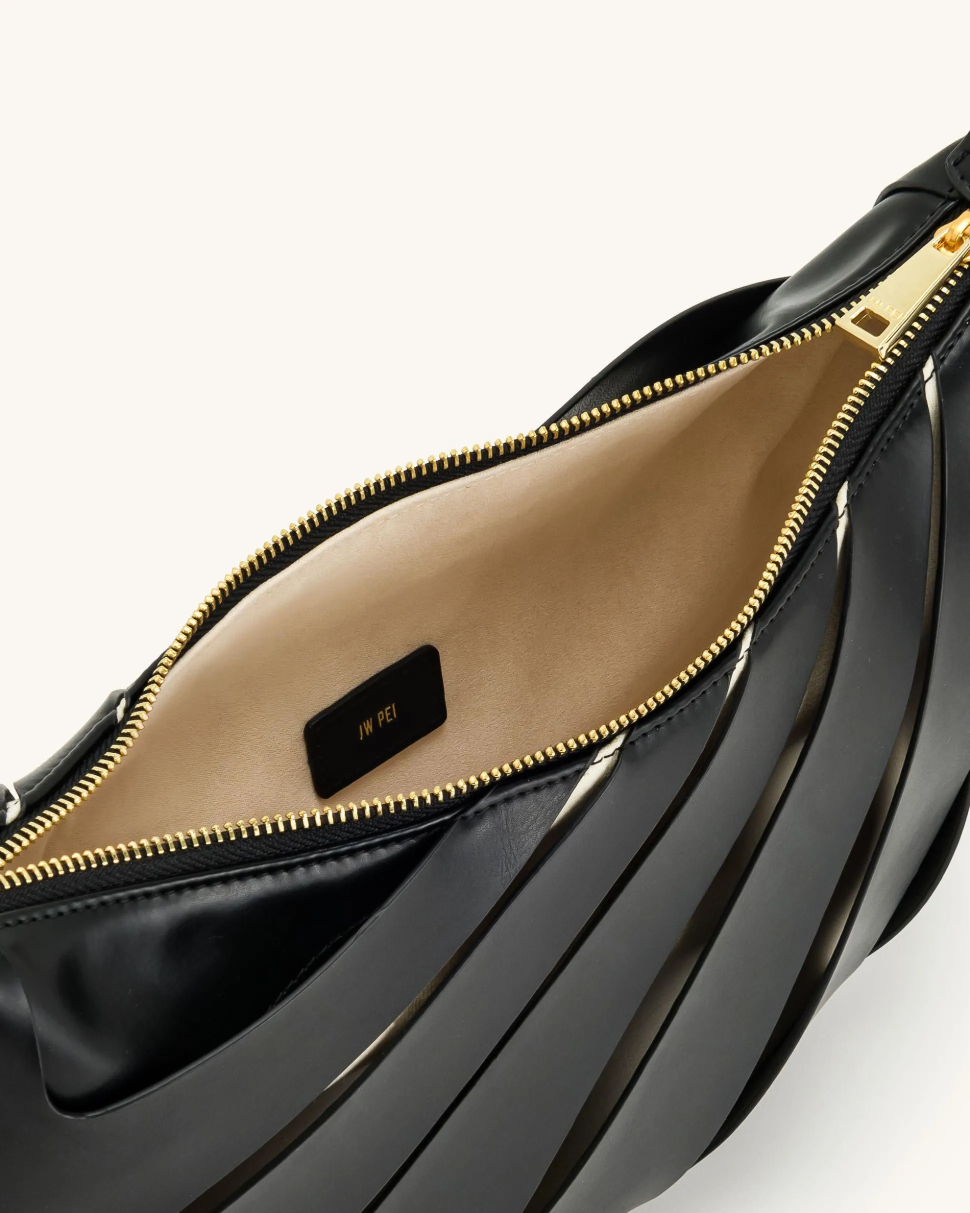 Jana Hollow Out Shoulder Bag - Black